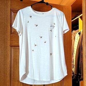 Maurices Busy Bees Tee, Medium
